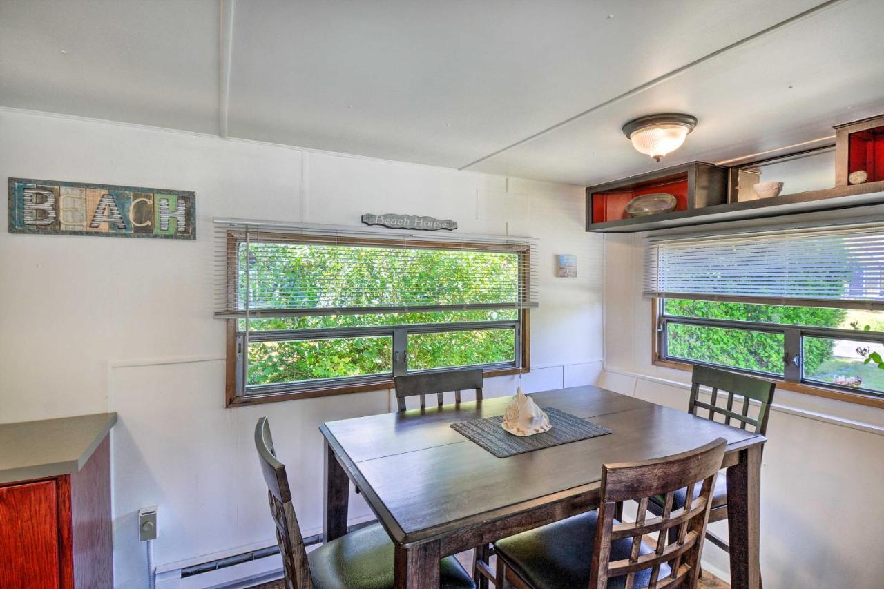 Coastal Pnw Gem With Hot Tub - Walk To Beach! Grayland Bagian luar foto