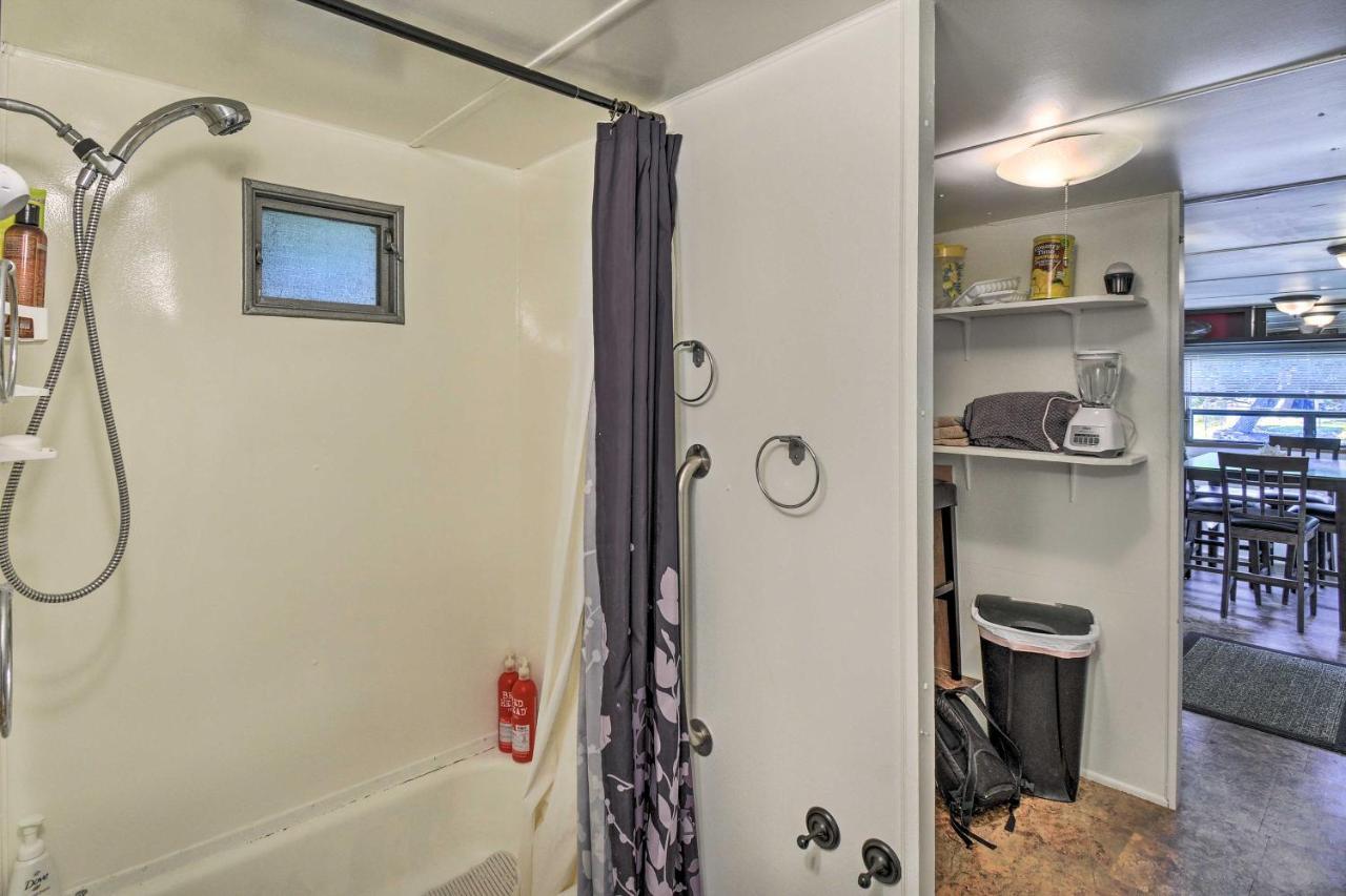 Coastal Pnw Gem With Hot Tub - Walk To Beach! Grayland Bagian luar foto